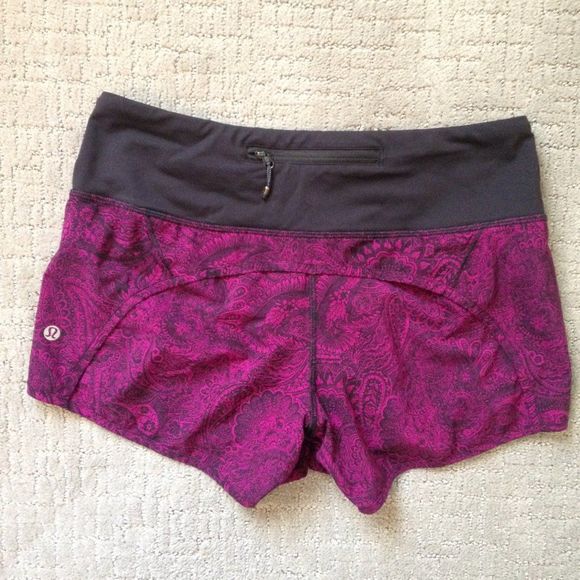 Lululemon Run Times Antique Paisley Active Shorts 4 - Picture 3 of 7